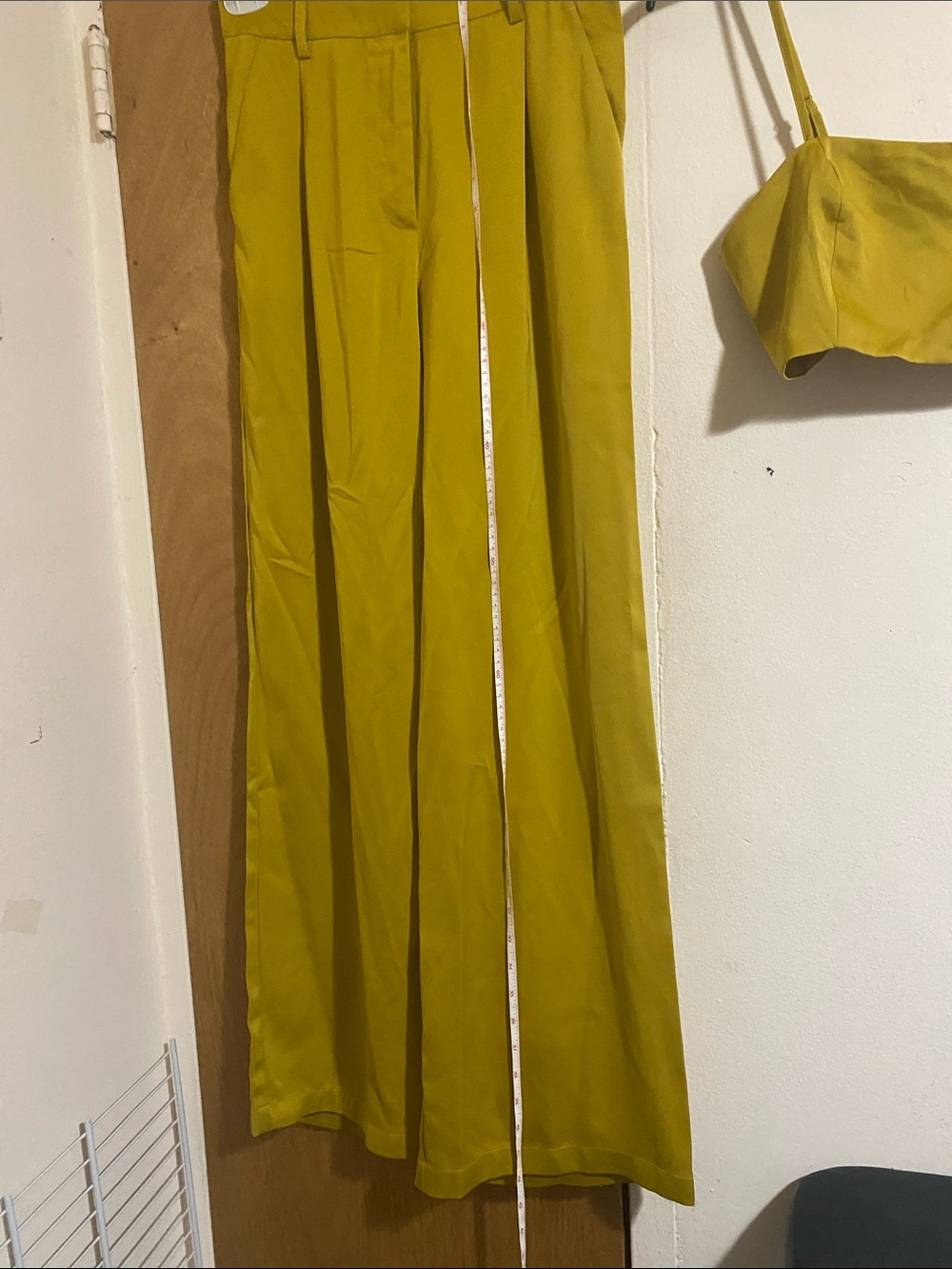 House of Harlow 1960 Mustard Yellow Wide-Leg Pants & Cropped Cami Open to Offers - Picture 7 of 16